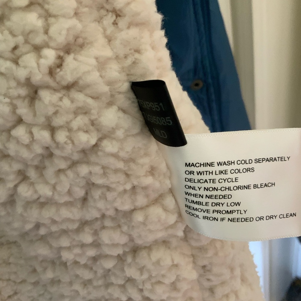 KENNETH COLE COAT - Picture 14 of 16